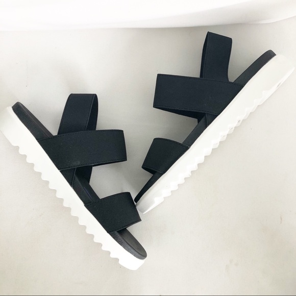 Steve Madden Shoes - Steve Madden Black Strappy Black Sandals Rubber So